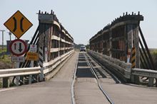 Br&uuml;cke f&uuml;r Eisenbahn und Auto